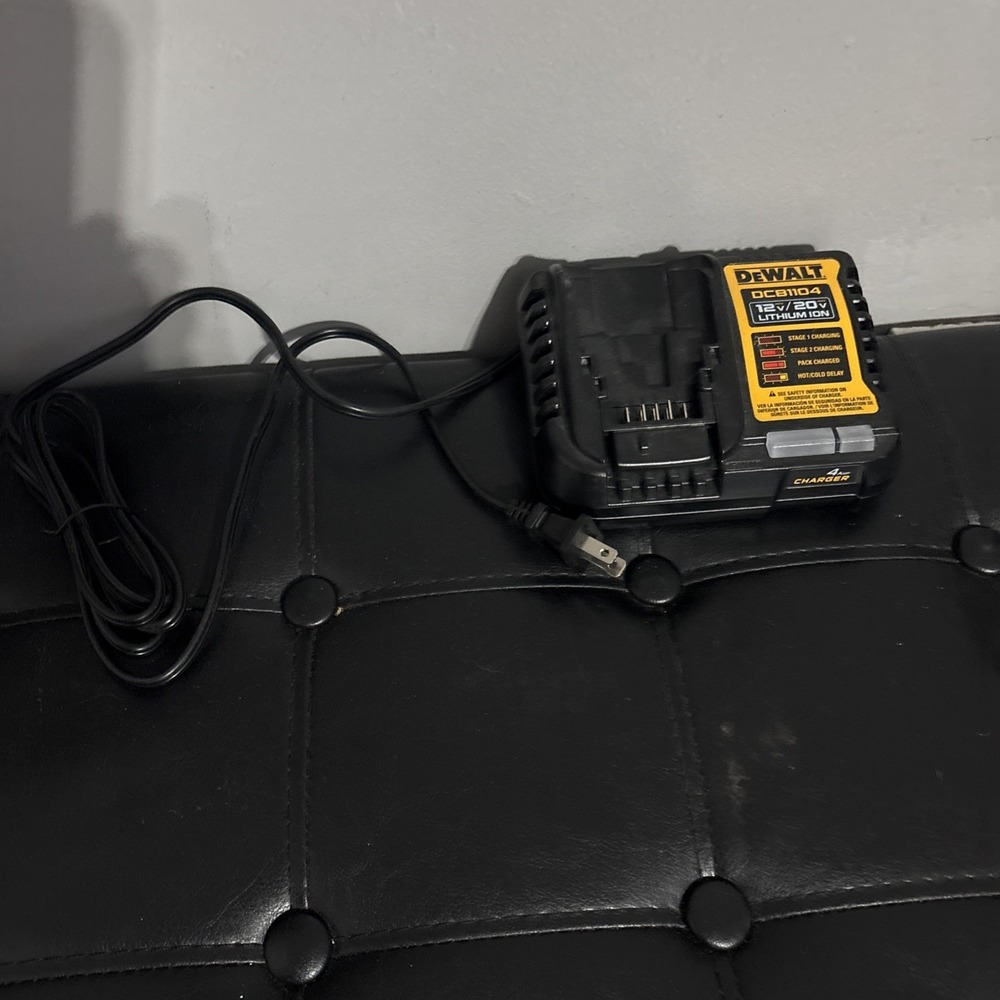 DeWalt Genuine OEM 12V/ 20V Battery Charger Model DCB1104